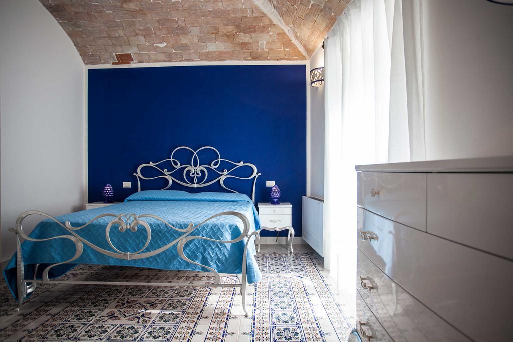 Palazzo Pagliaro Hotel Santo Stefano di Camastra Buitenkant foto